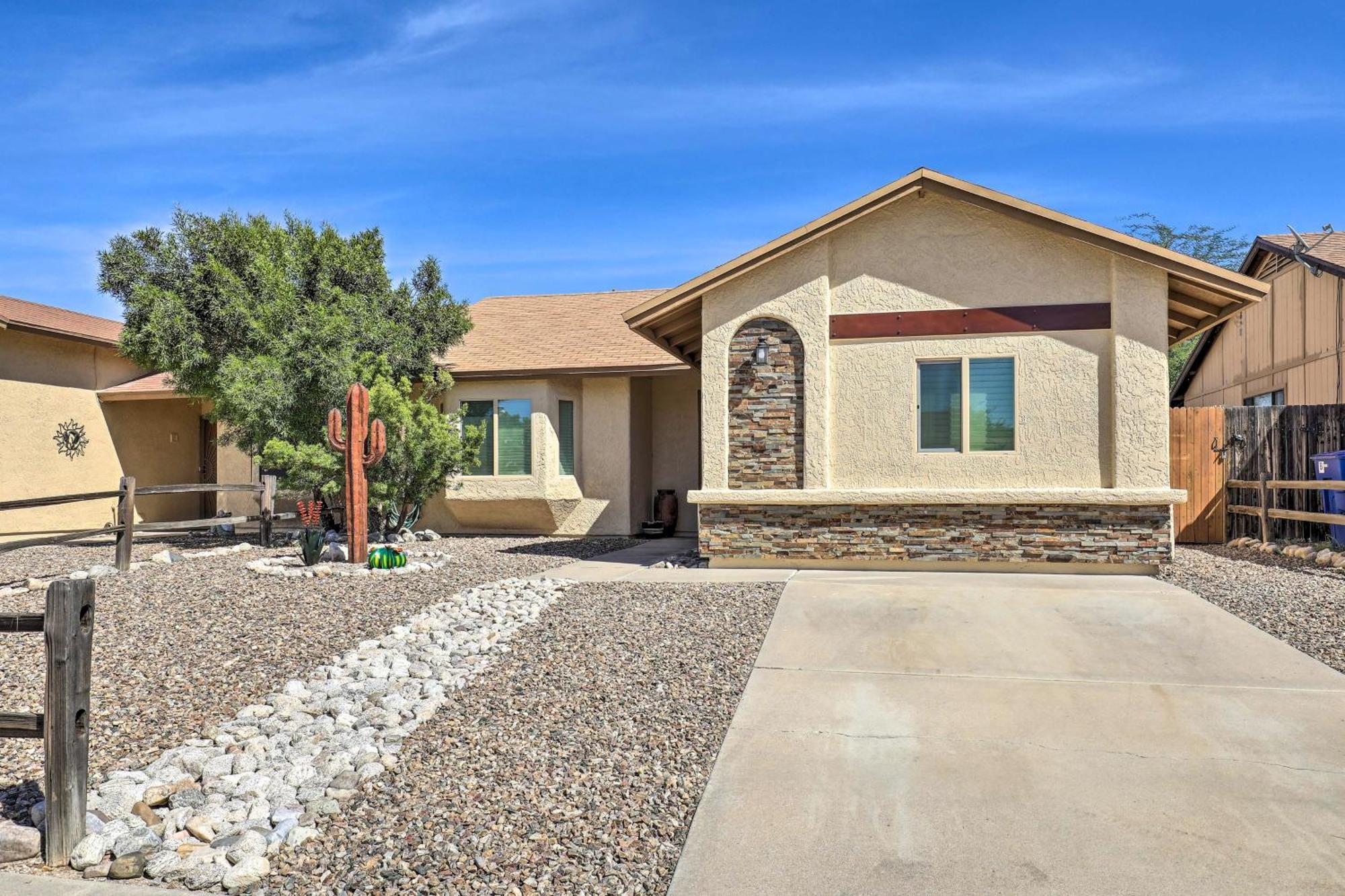 East Tucson House With Private Backyard And Fire Pit Villa Exteriör bild