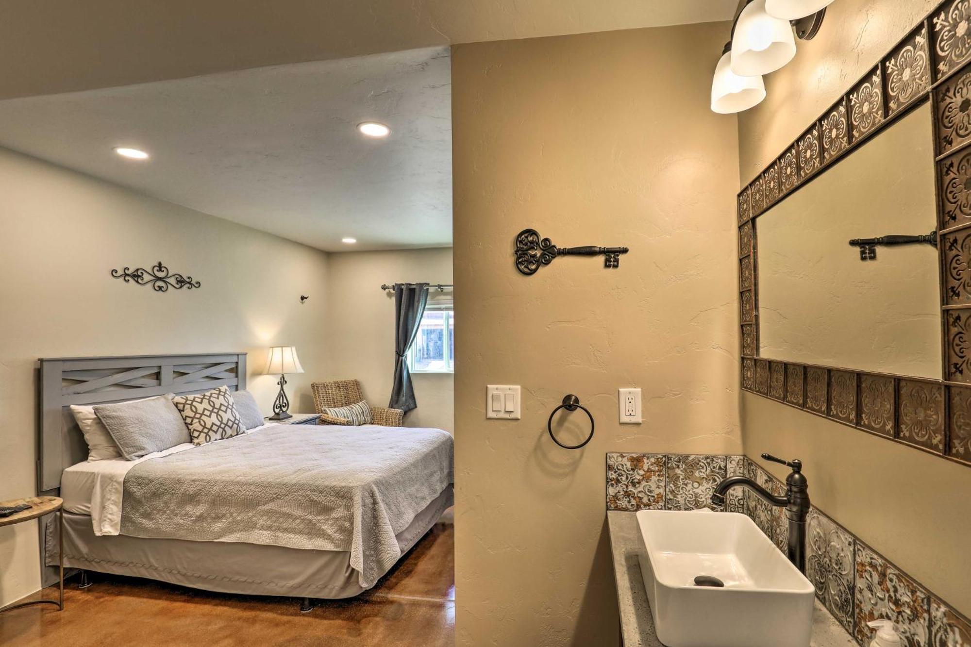 East Tucson House With Private Backyard And Fire Pit Villa Exteriör bild