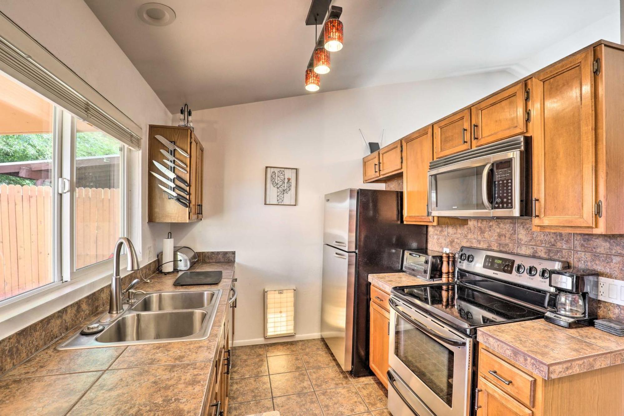 East Tucson House With Private Backyard And Fire Pit Villa Exteriör bild